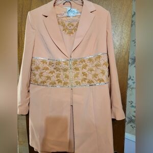 Women's dress suit